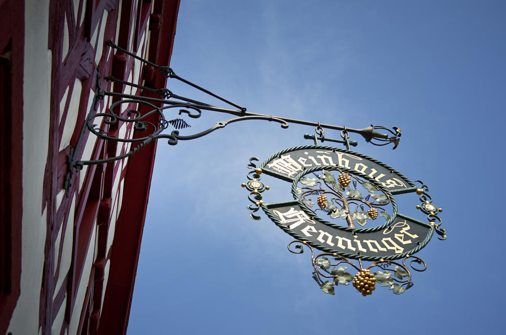 Weinhaus Henninger Hotel Kallstadt Bagian luar foto