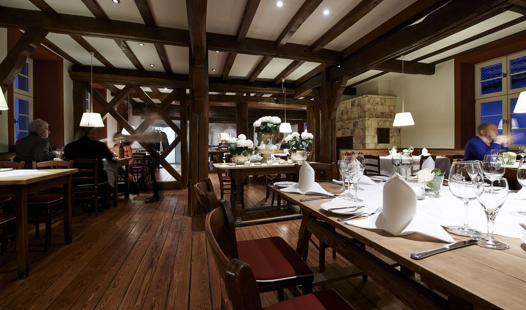 Weinhaus Henninger Hotel Kallstadt Bagian luar foto